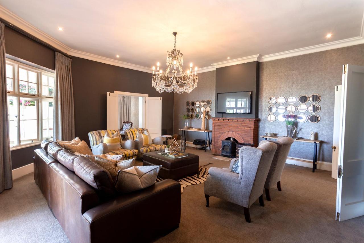ホテル Taunton Manor ピーターマリッツバーグ エクステリア 写真